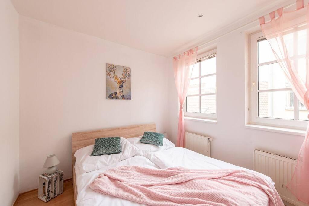 Crystal View Apartment Bratislava Luaran gambar